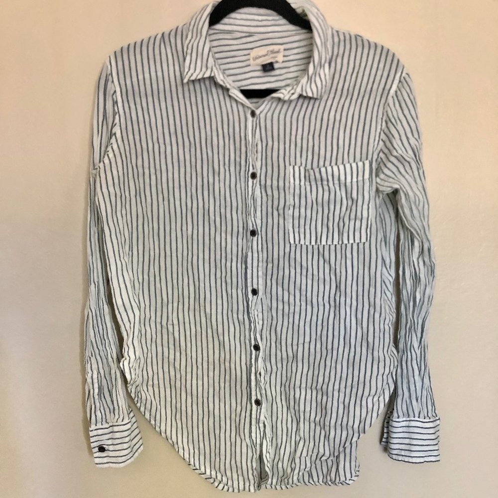 Universal Thread Striped Long Sleeve Top